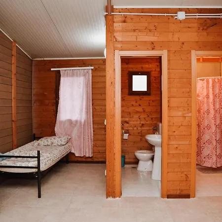 Village Of Peace - House 34 アパート